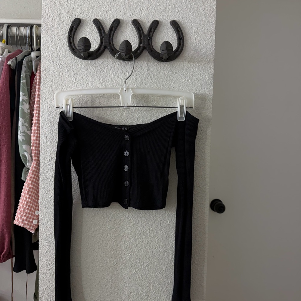 Fashion Nova Black Long Sleeve Button-Up Top